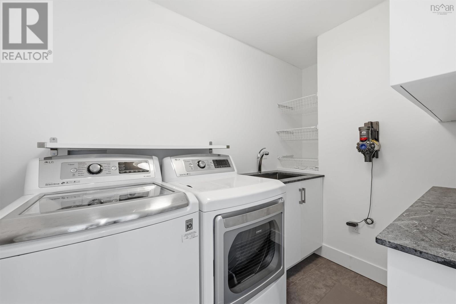 11 Argyle Close Property Photo 20