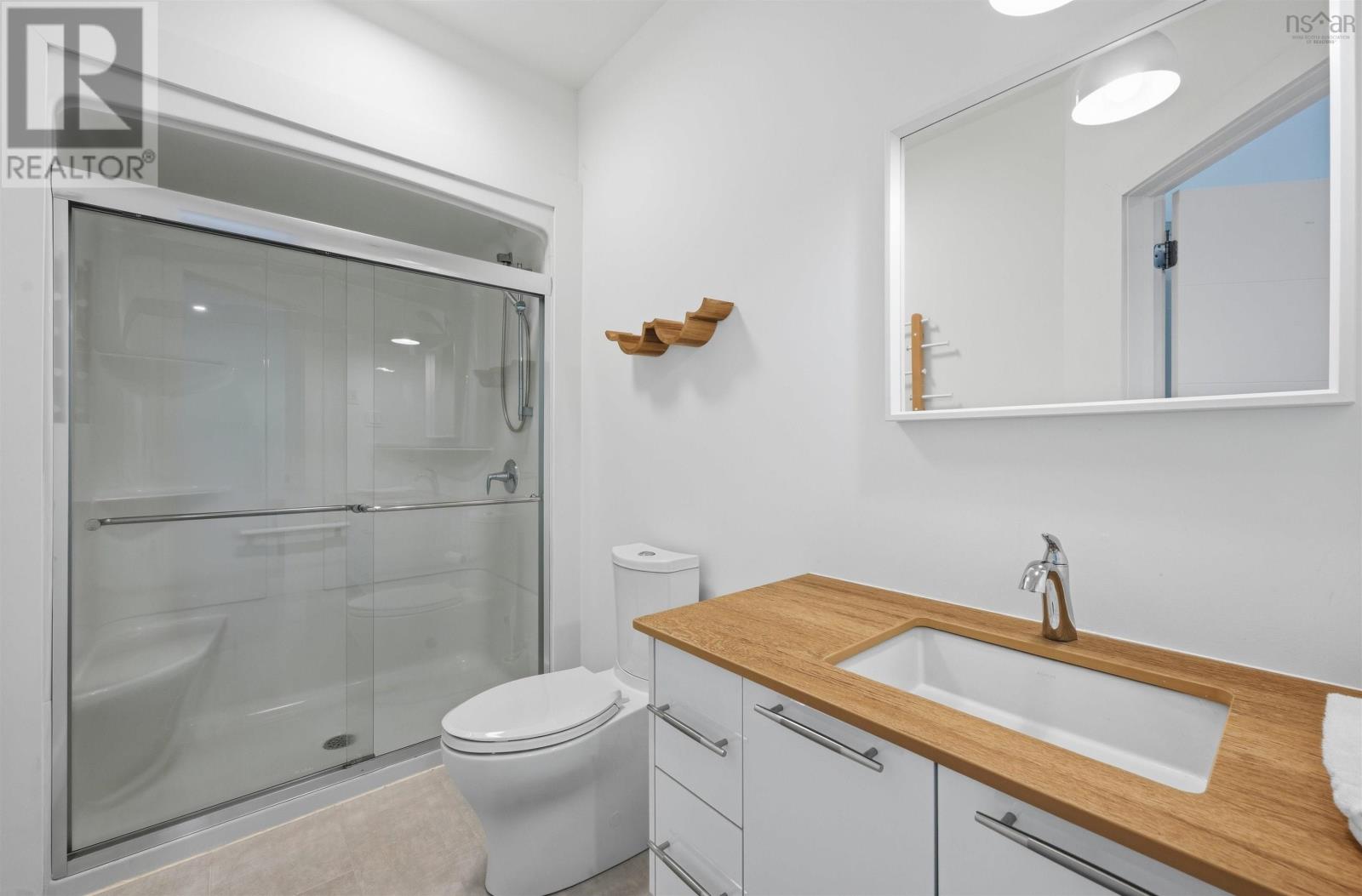 11 Argyle Close Property Photo 30