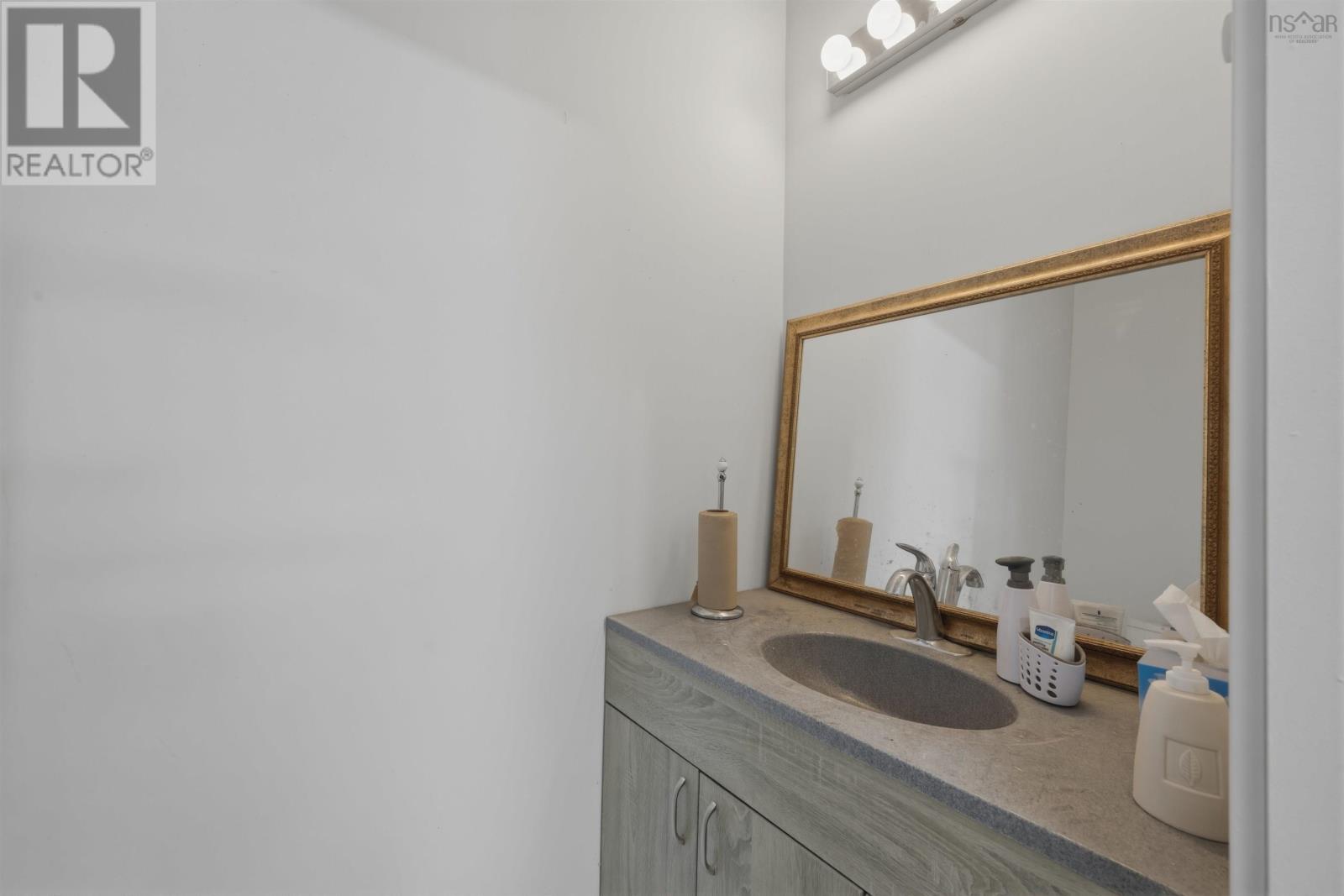 11 Argyle Close Property Photo 35