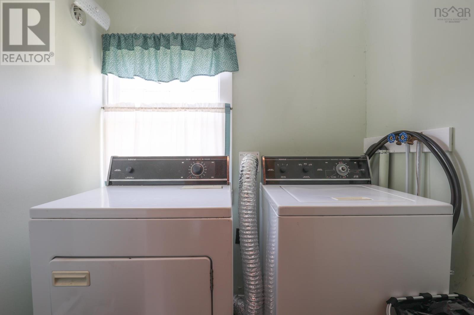 1428 Highway 304 Property Photo 34