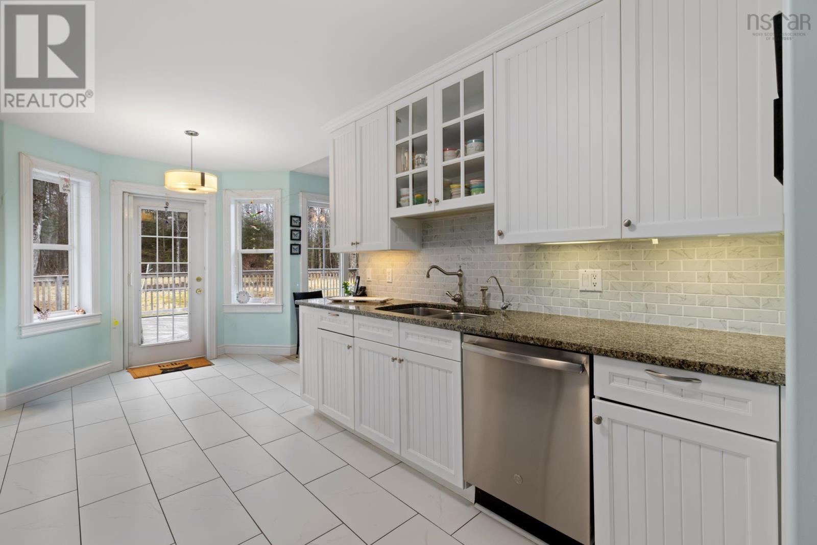 205 Glen Arbour Way Property Photo 12