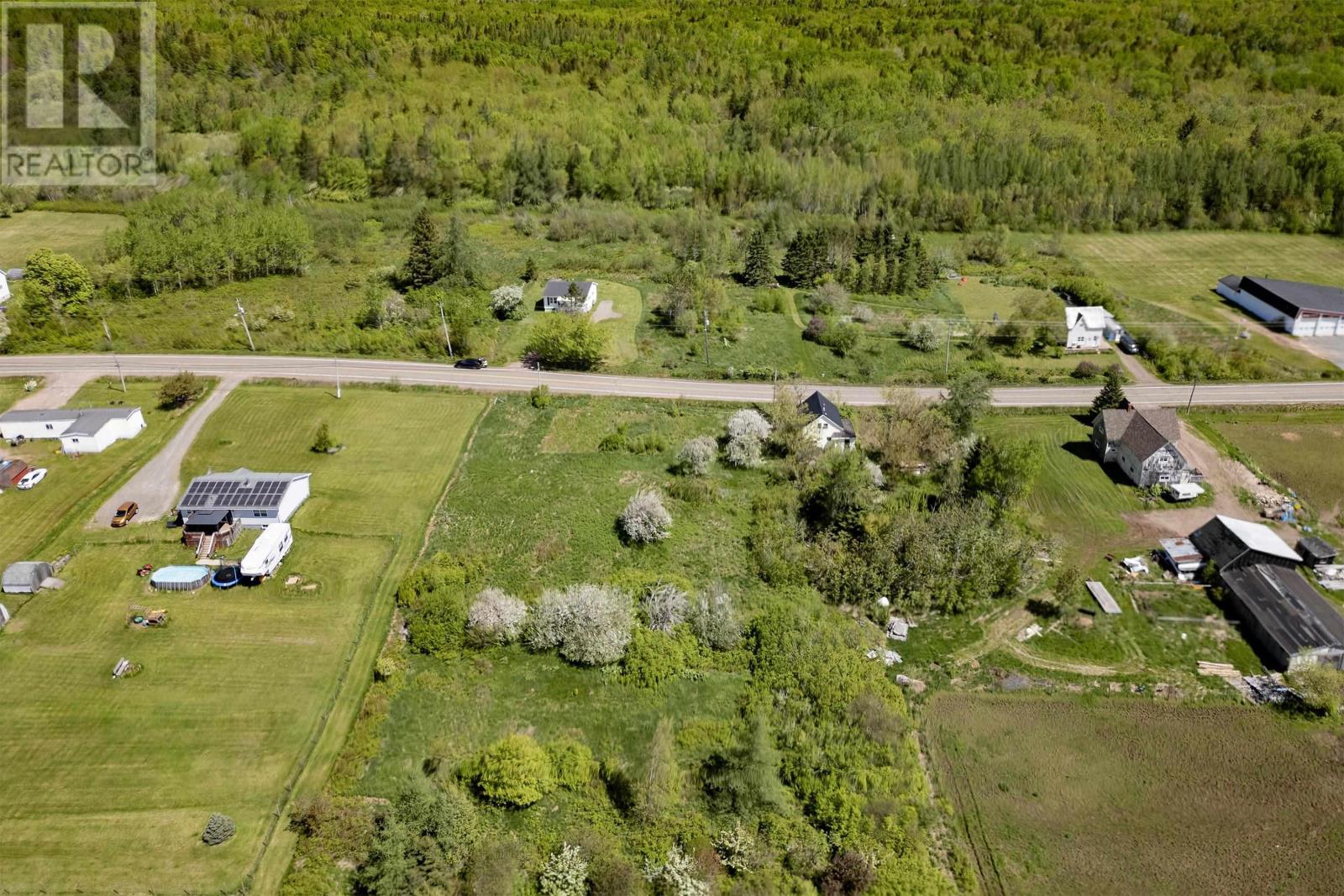 1430 Highway 242 Property Photo 7
