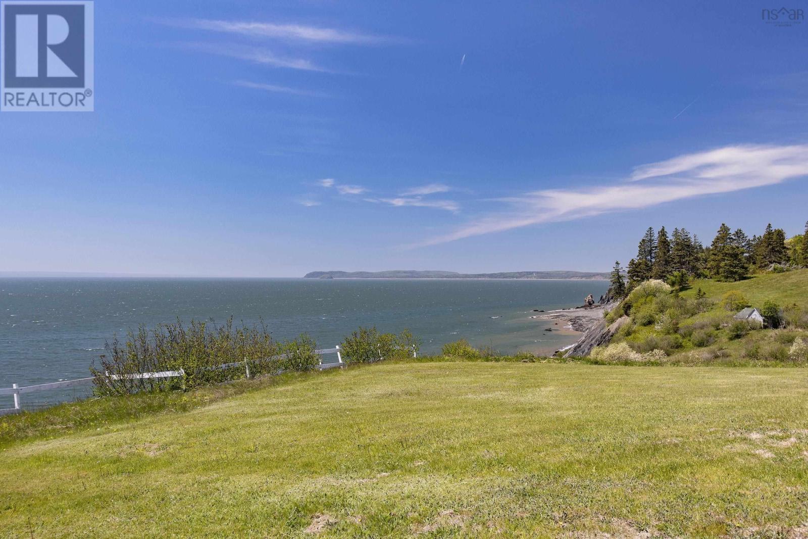 8002 Highway 209 Property Photo 11