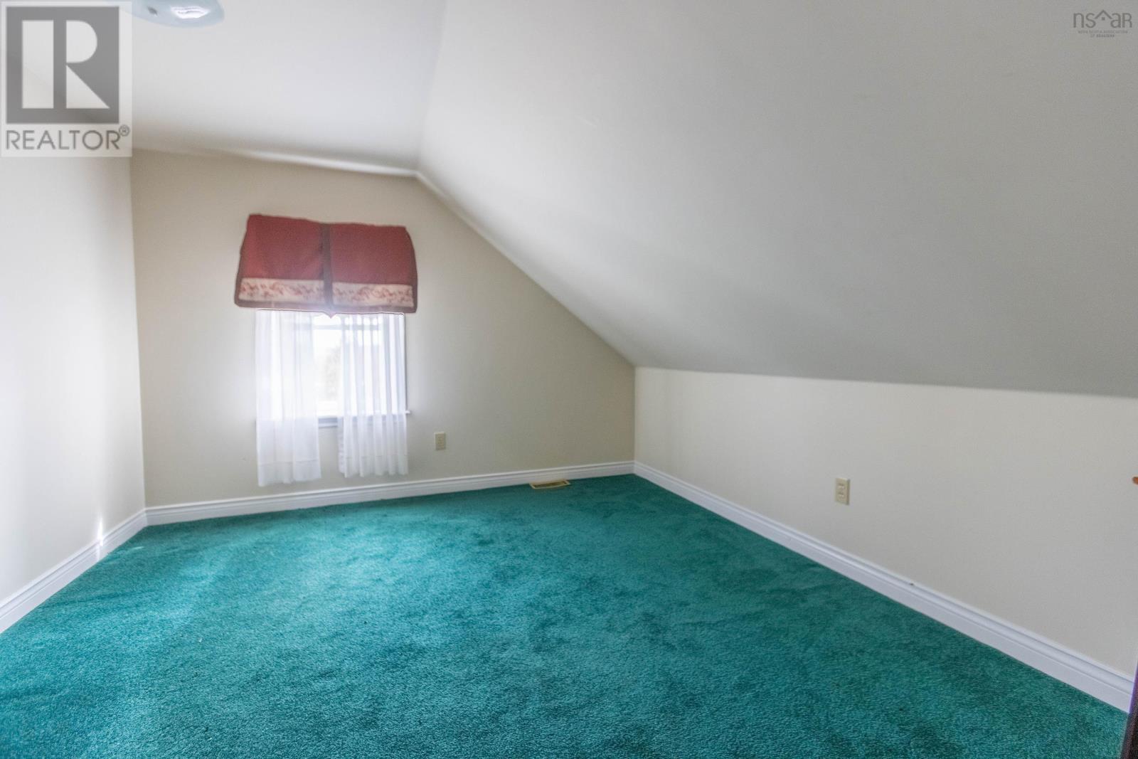 8002 Highway 209 Property Photo 27