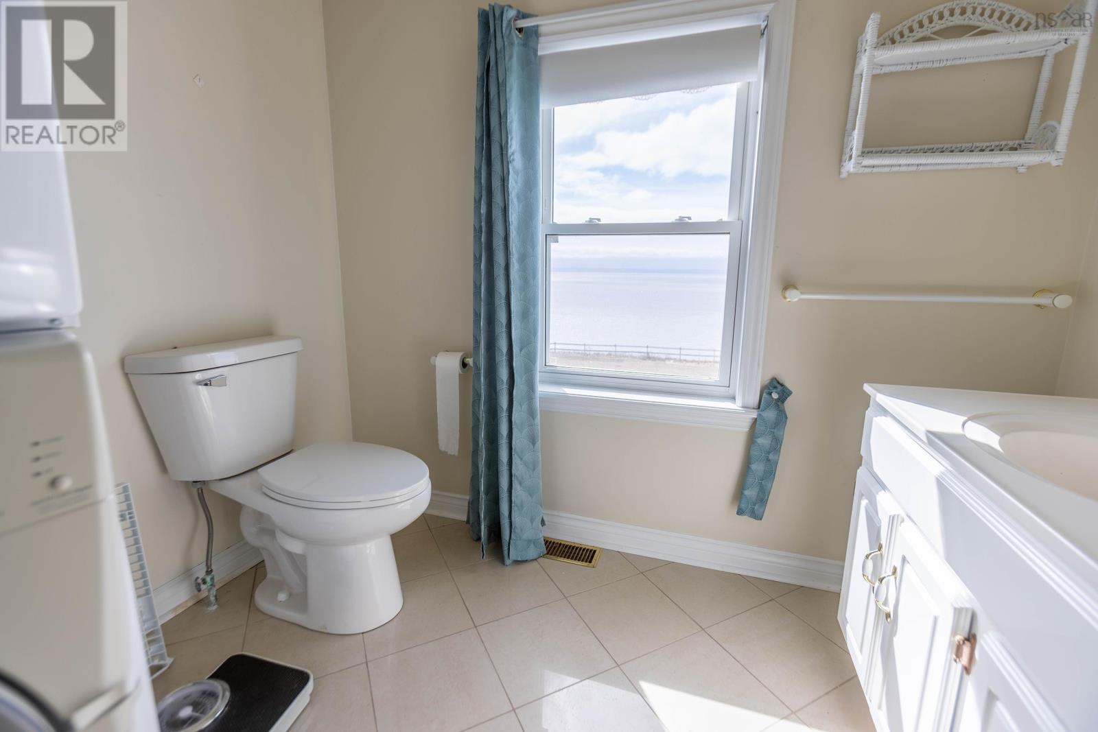 8002 Highway 209 Property Photo 30