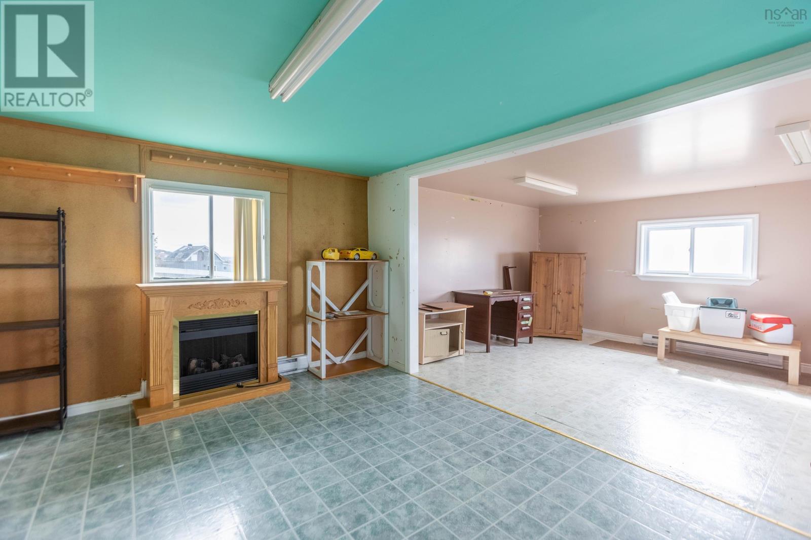 8002 Highway 209 Property Photo 45