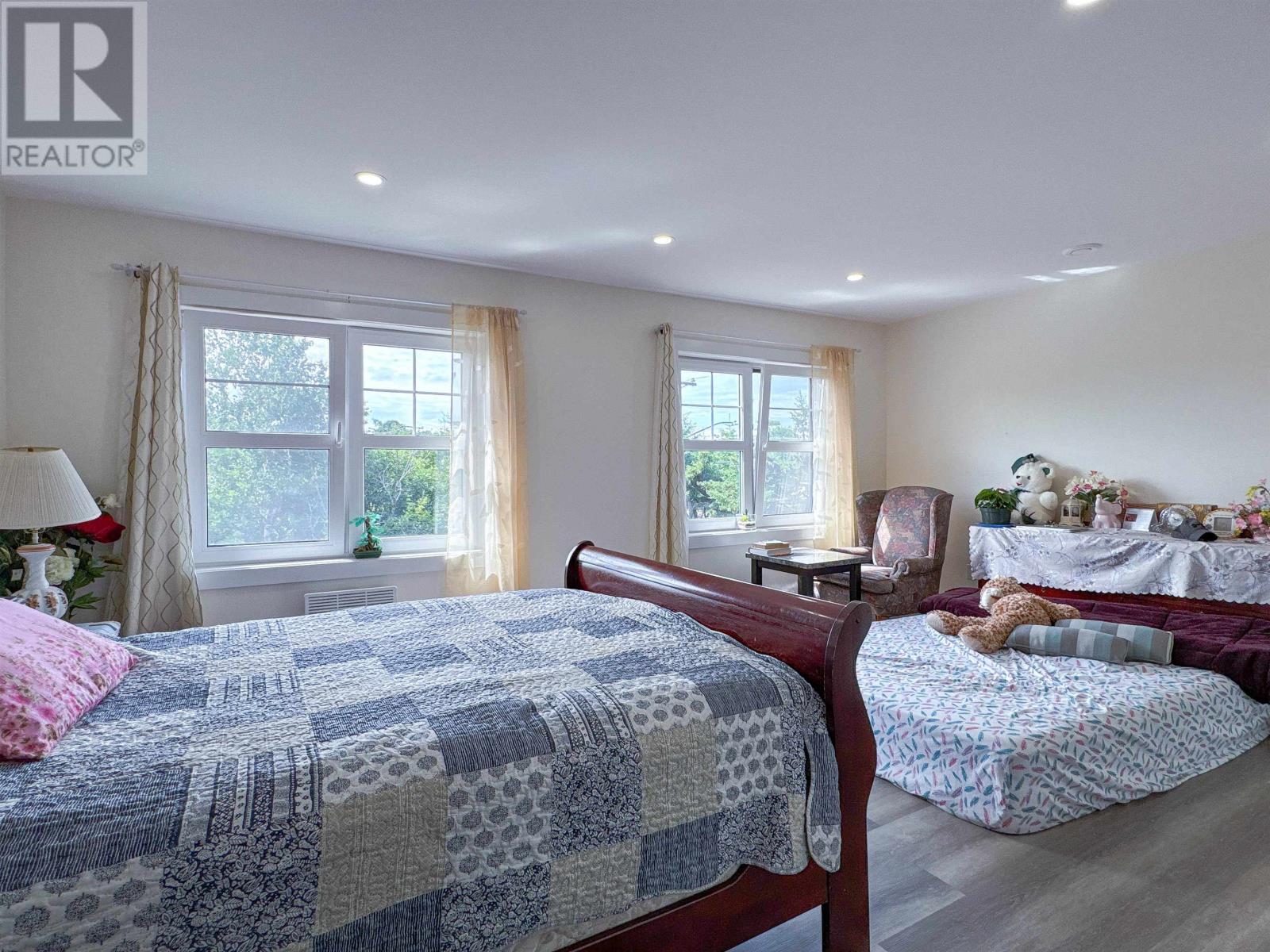 2 Enderis Lane Property Photo 17