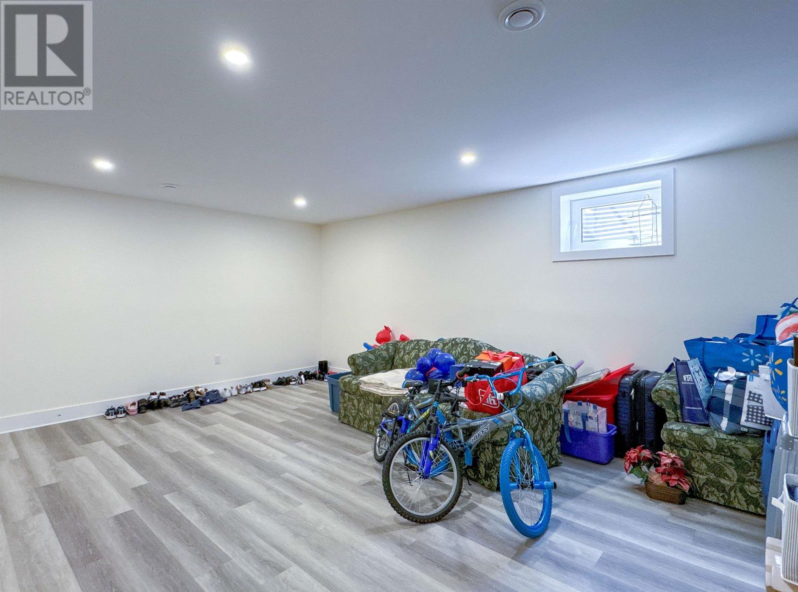 2 Enderis Lane Property Photo 23