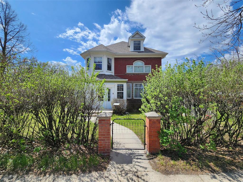 578 Mountain Avenue Photo de la propriété 1