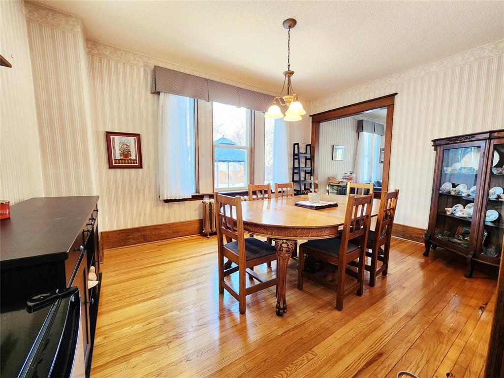 578 Mountain Avenue Property Photo 6