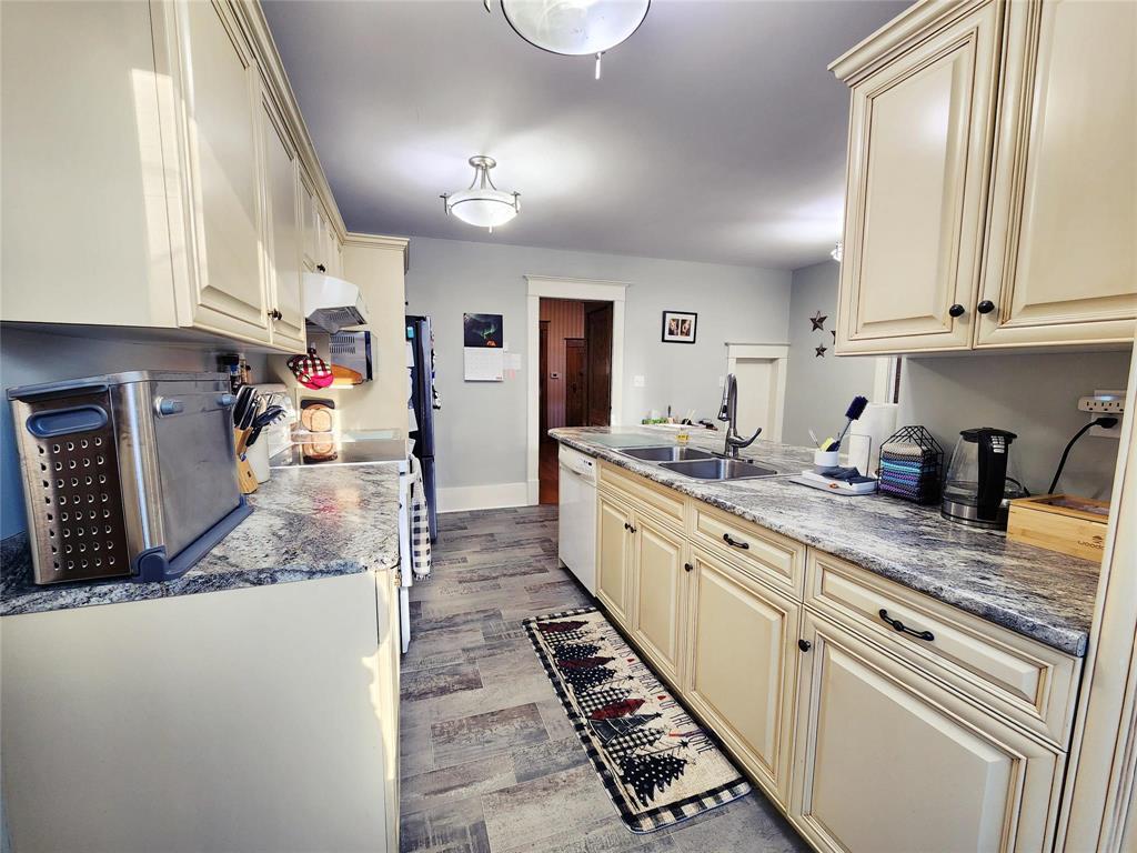 578 Mountain Avenue Property Photo 10