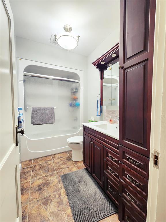 578 Mountain Avenue Property Photo 16