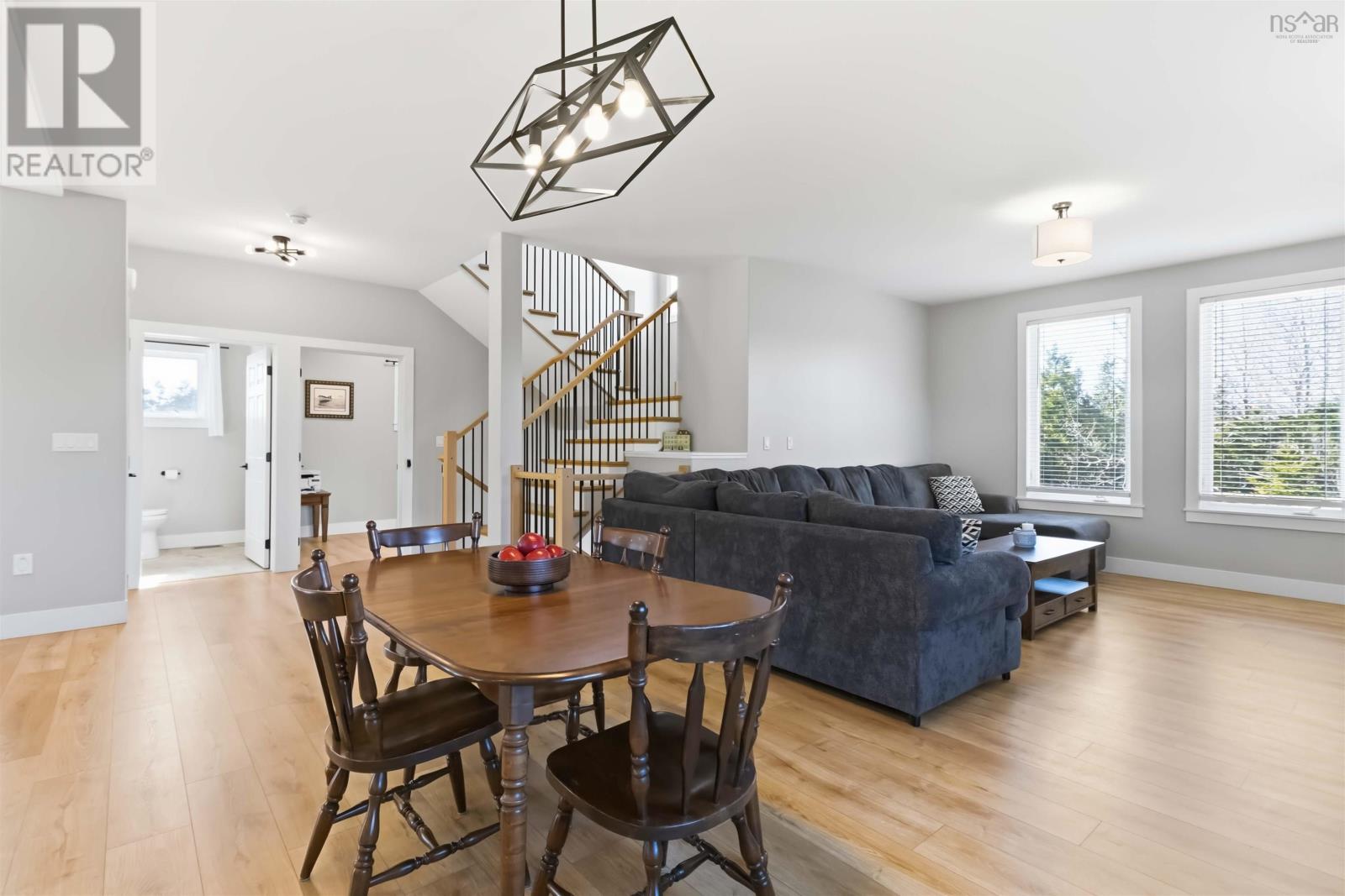 86 Riverview Drive Property Photo 12