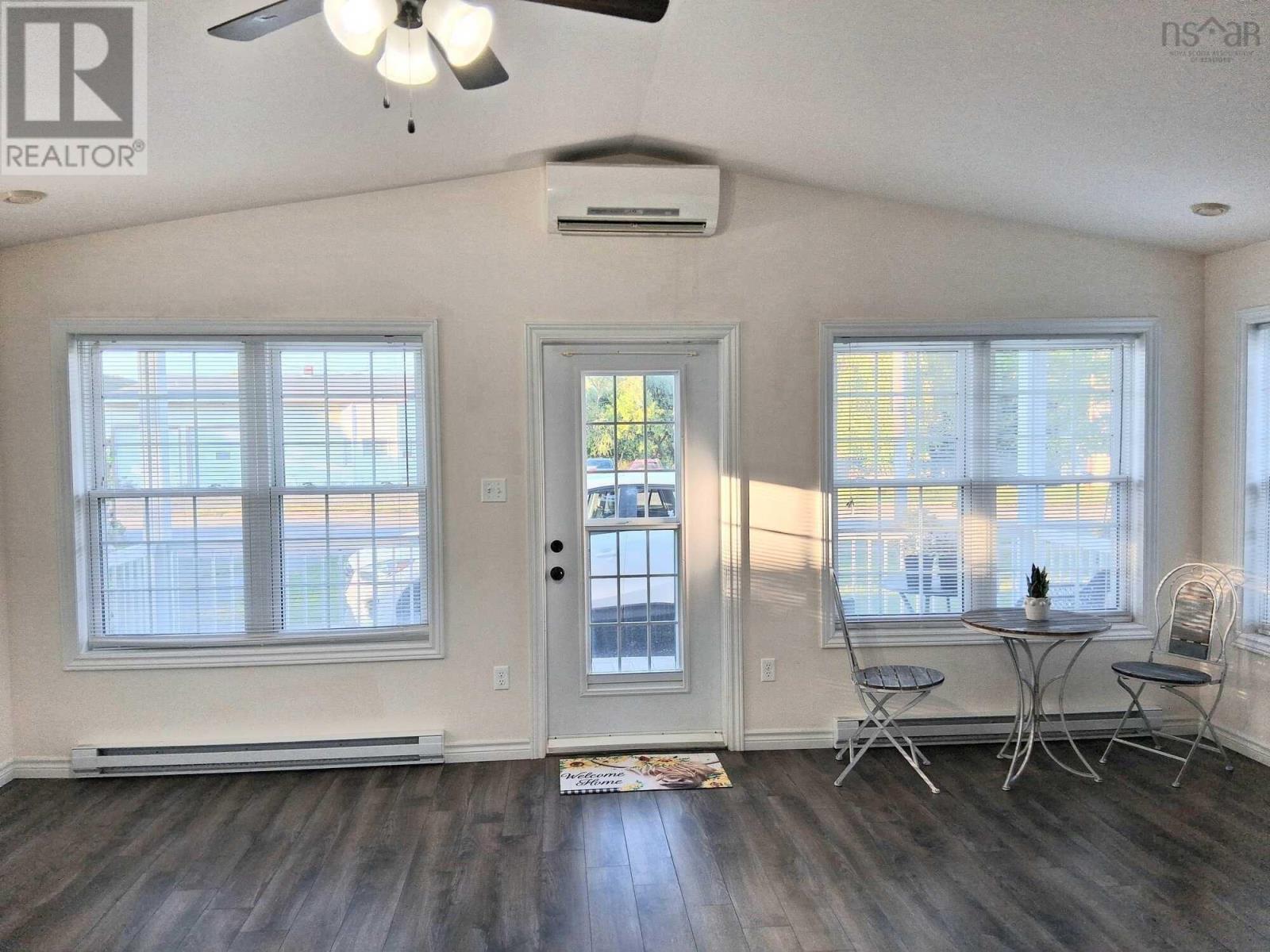 101 Acadia Avenue Property Photo 2
