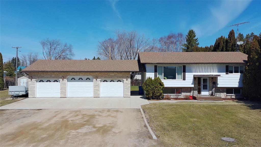 486 Aline Drive Property Photo 1