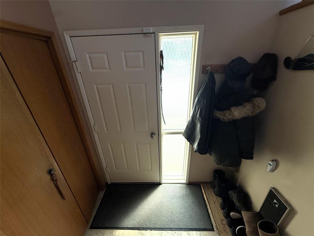 486 Aline Drive Property Photo 3