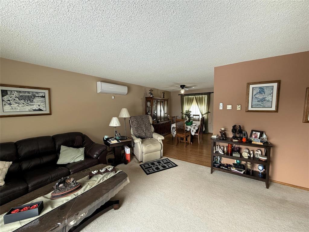 486 Aline Drive Property Photo 6