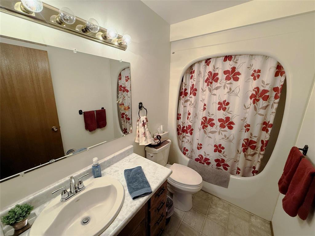 486 Aline Drive Property Photo 14
