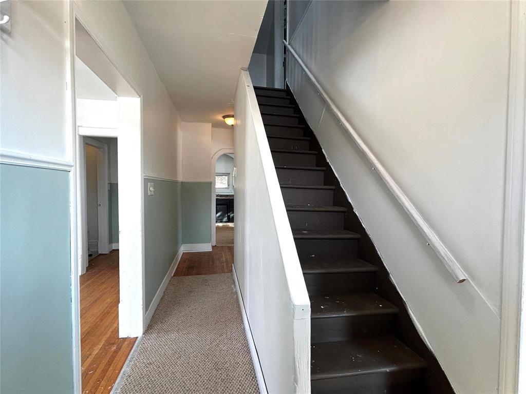 141 Louisa Avenue E Property Photo 2