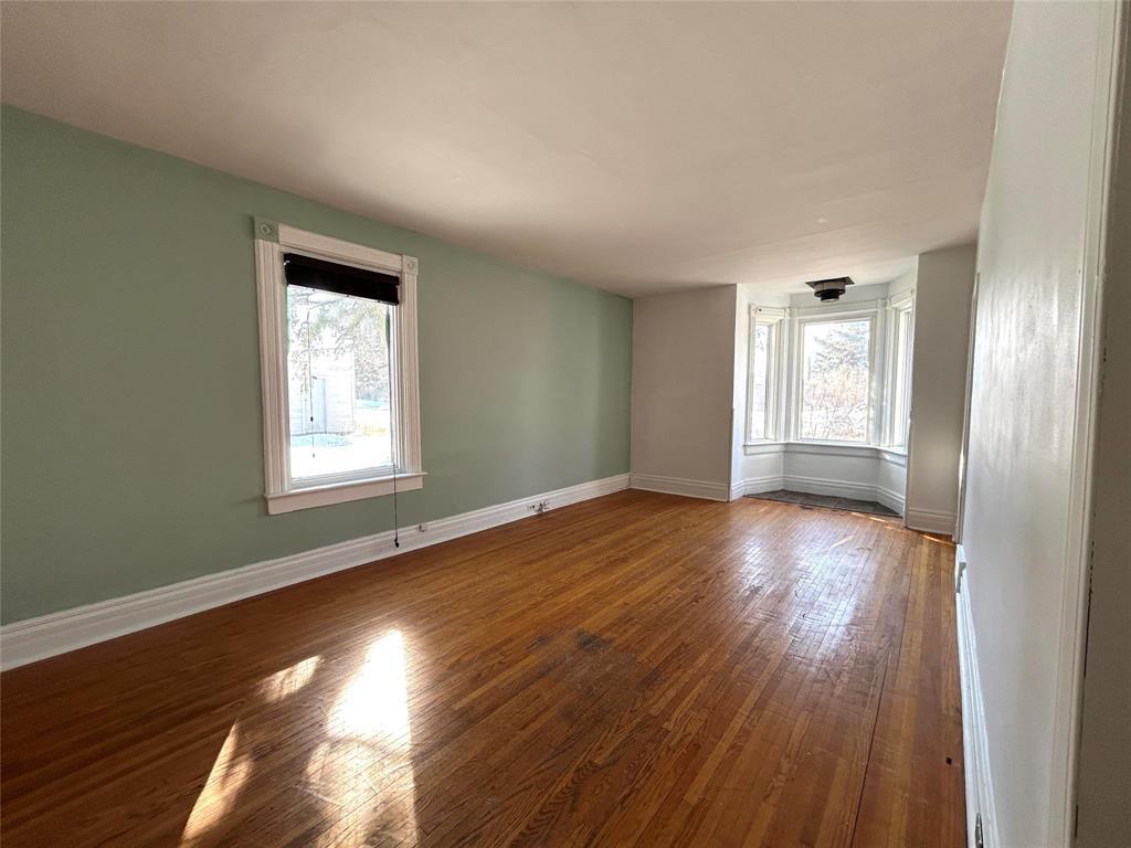141 Louisa Avenue E Property Photo 4