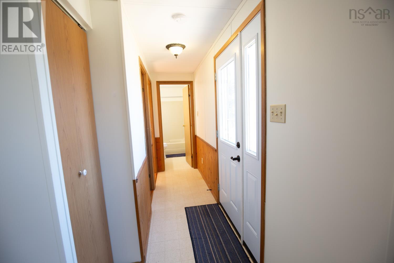 3330 Highway 6 Property Photo 13