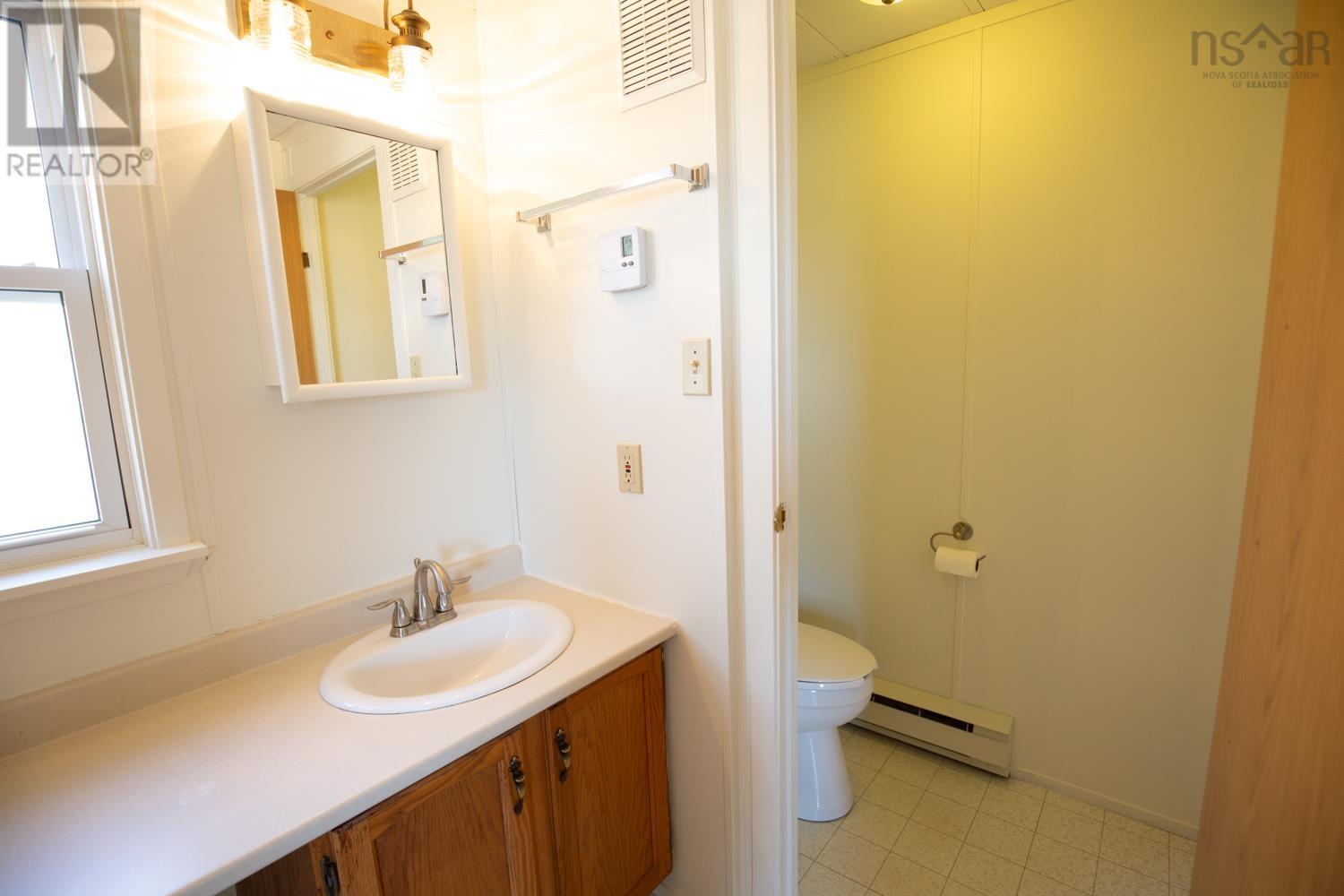 3330 Highway 6 Property Photo 18