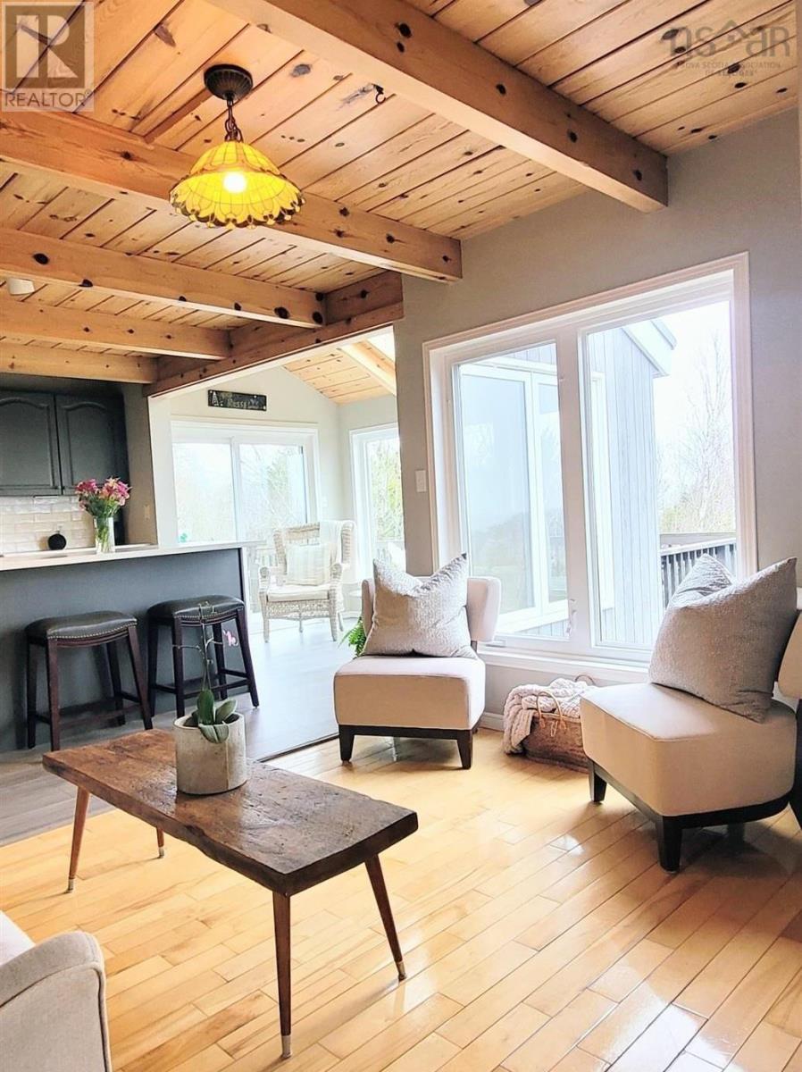 72 Spring Tide Lane Property Photo 15