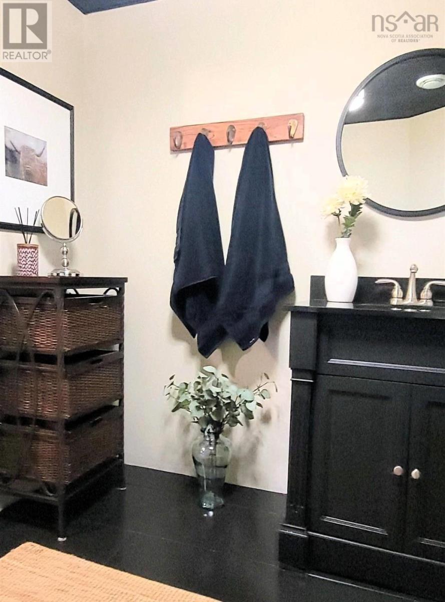72 Spring Tide Lane Property Photo 25