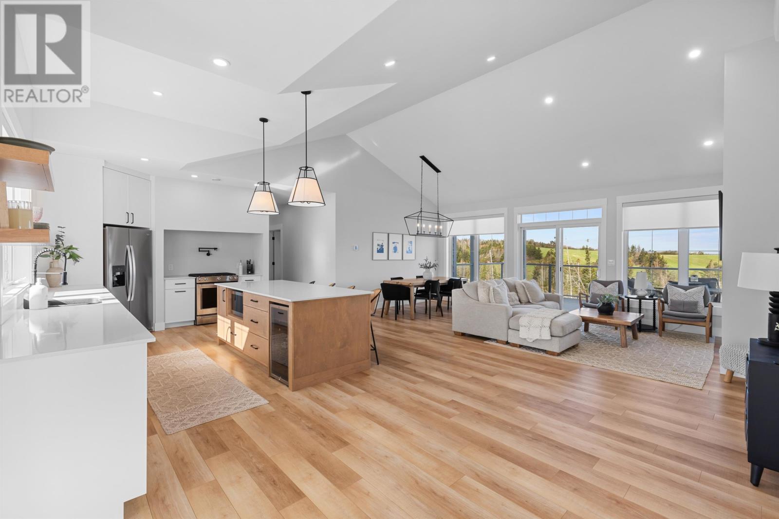 9 Lennys Lane Property Photo 11