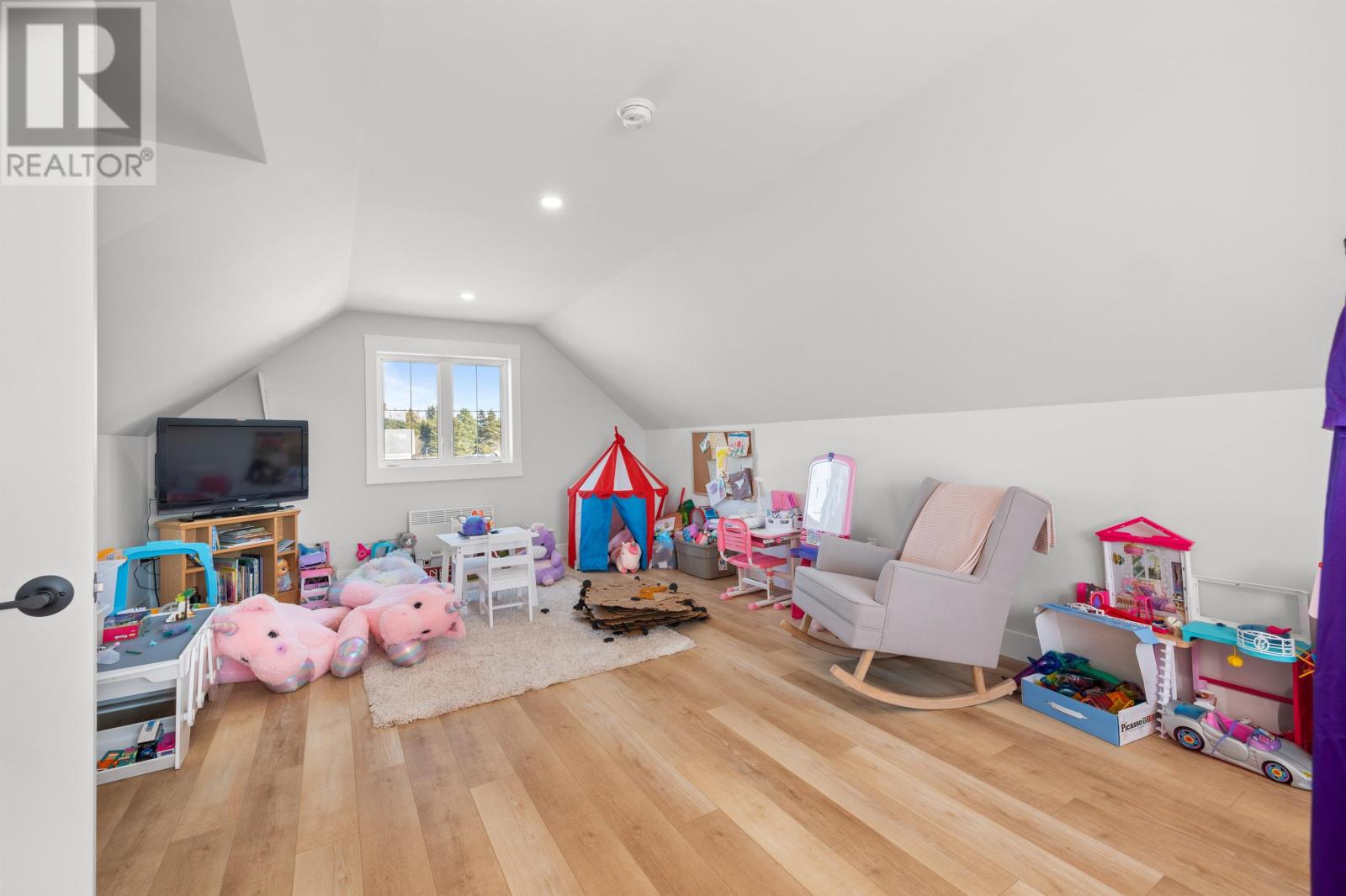 9 Lennys Lane Property Photo 40