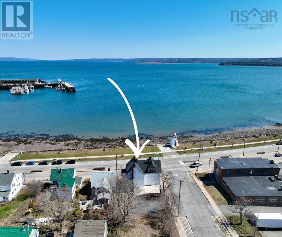 9 Water Street Property Photo 1