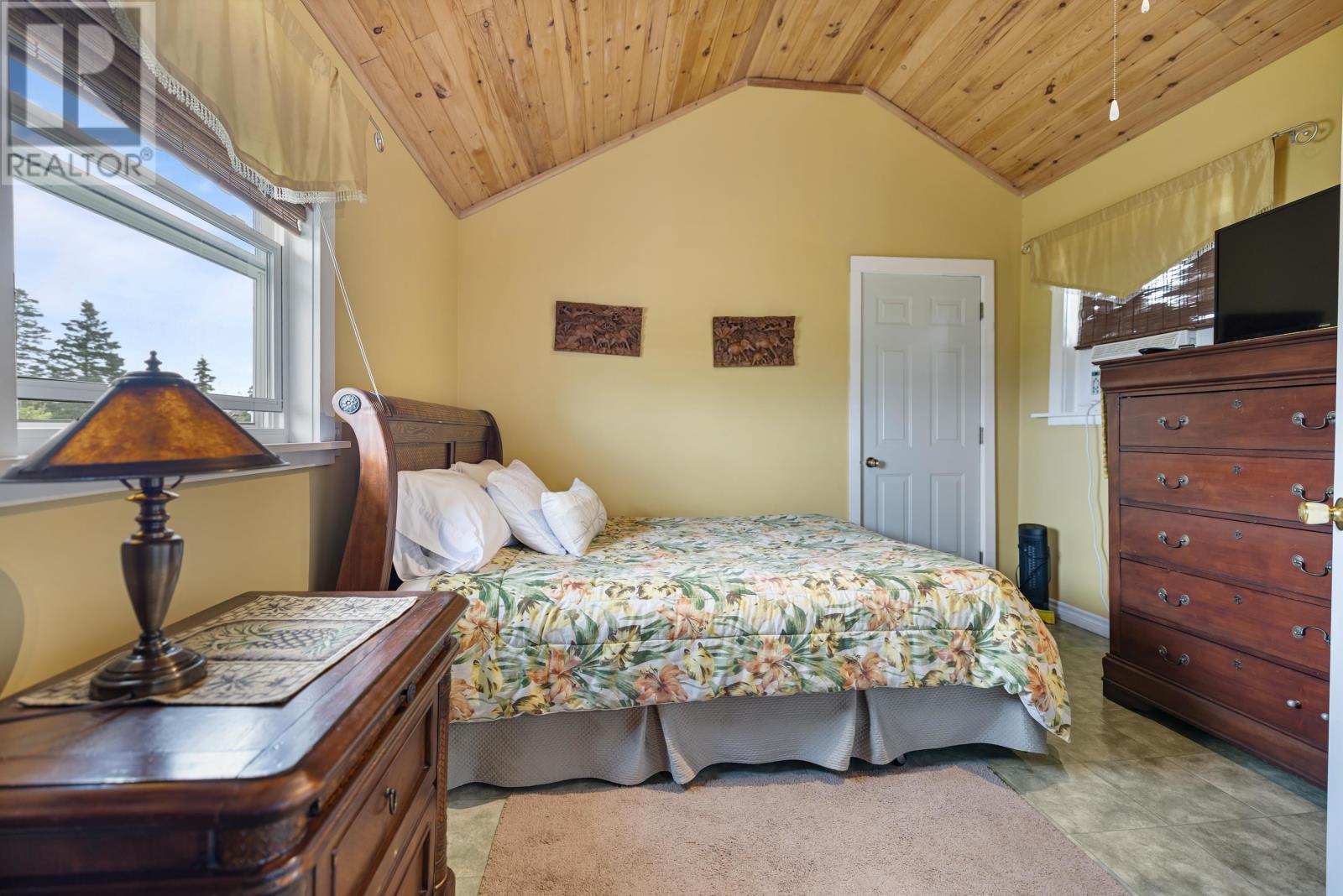 6888 Route 13 Property Photo 32