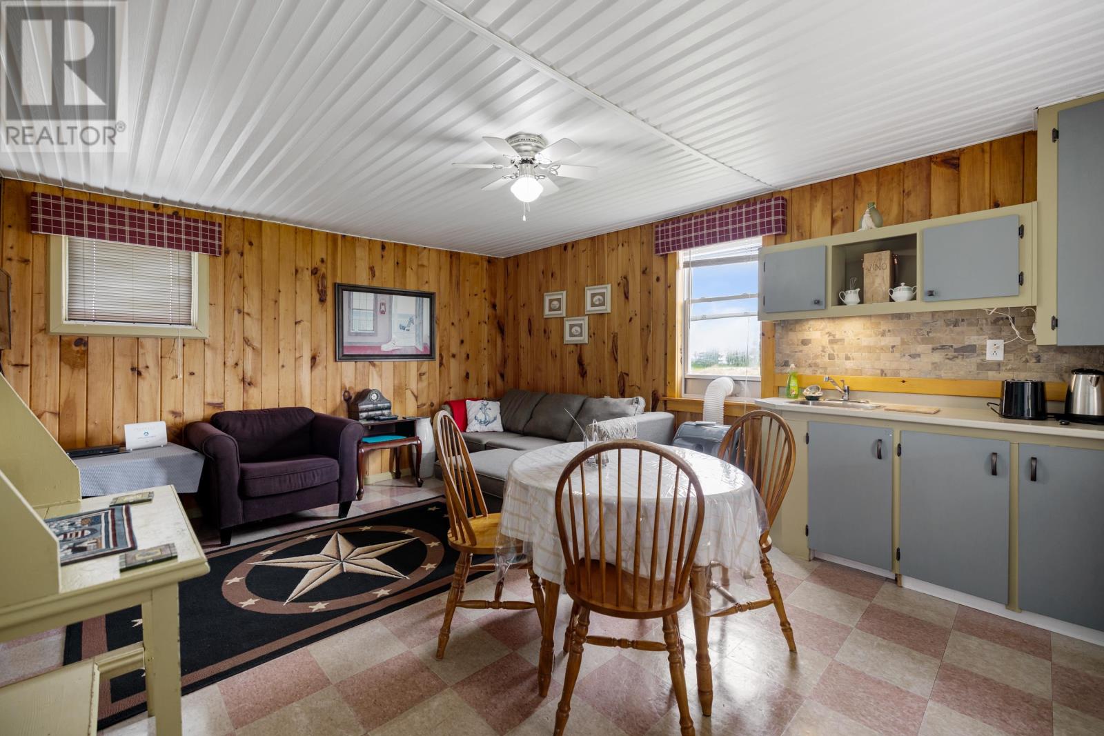 6888 Route 13 Property Photo 36