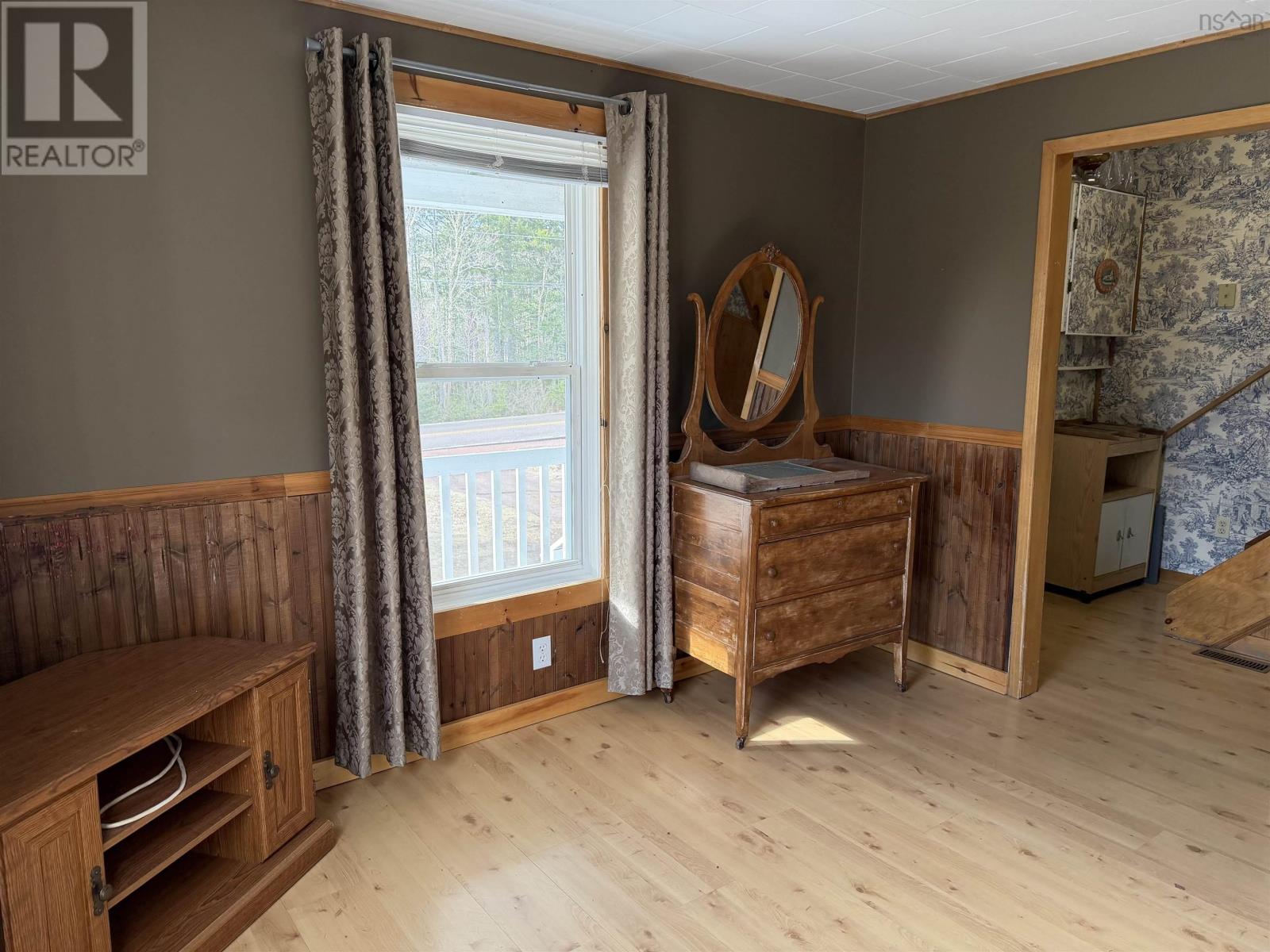 6183 Highway 209 Property Photo 5