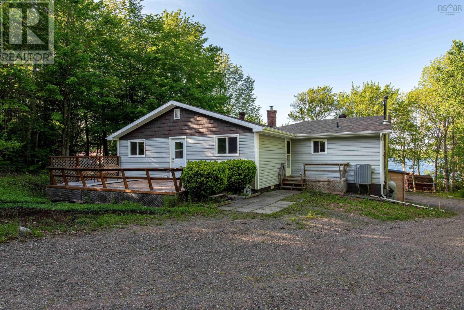 4780 Aylesford Road Property Photo 3