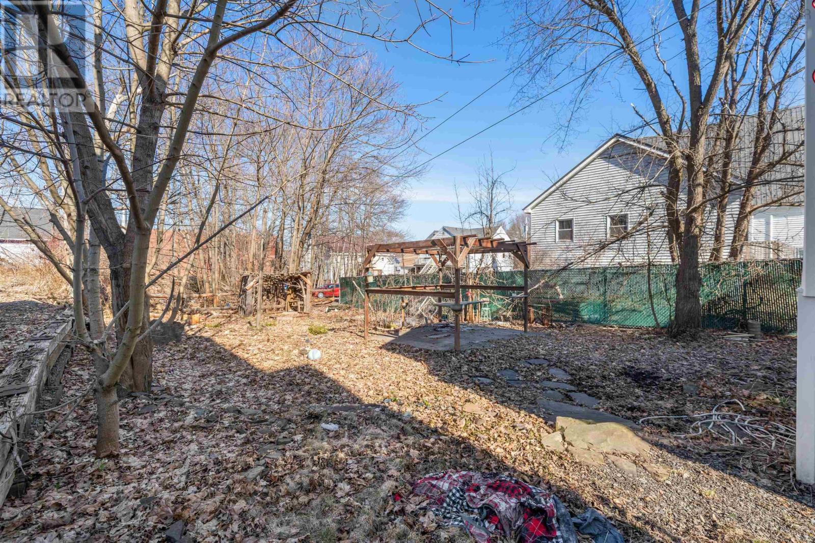 213 Temperance Street Property Photo 32