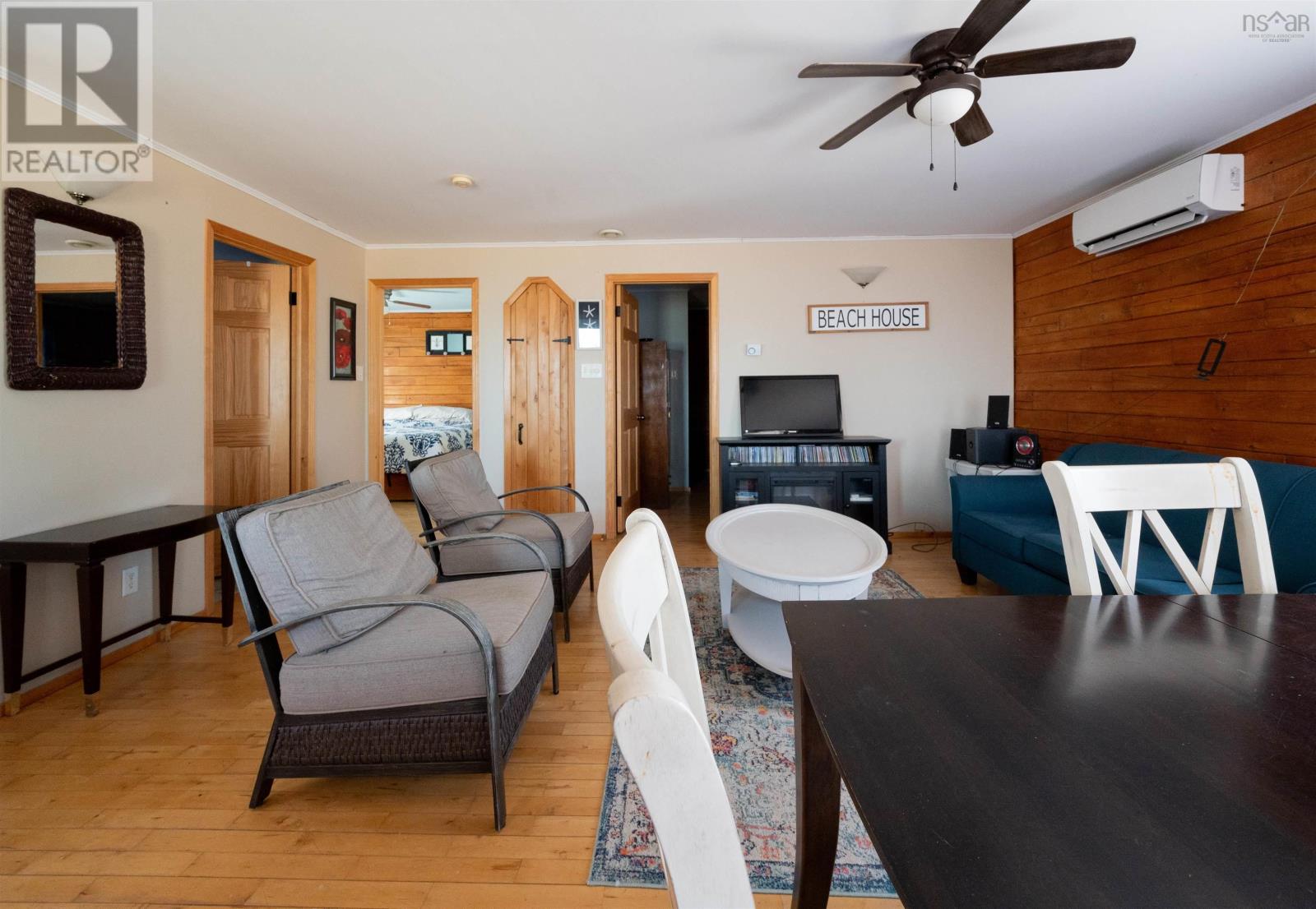 7 1120 Sand Point Road Property Photo 16