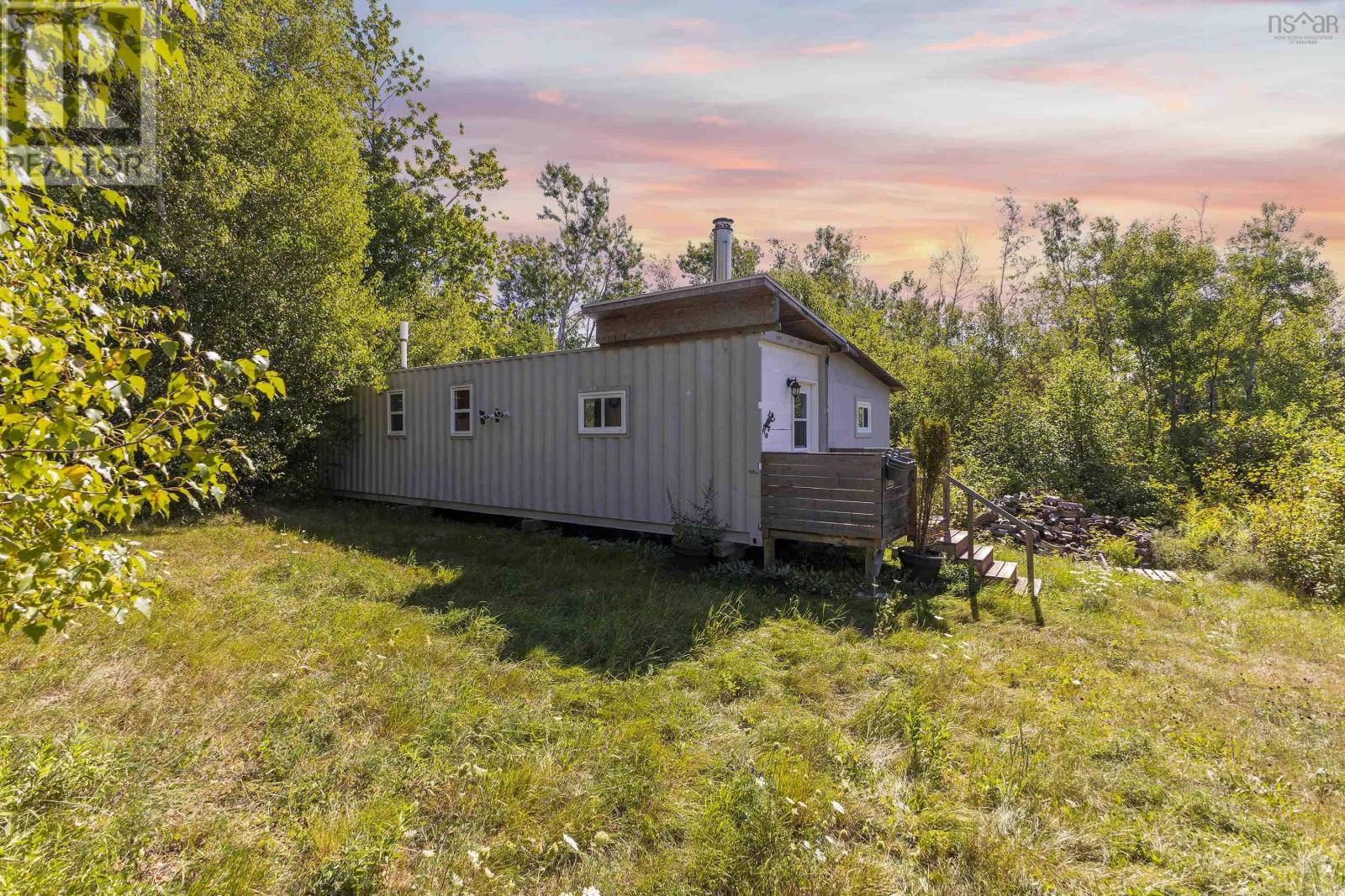 392 Island Road Property Photo 2