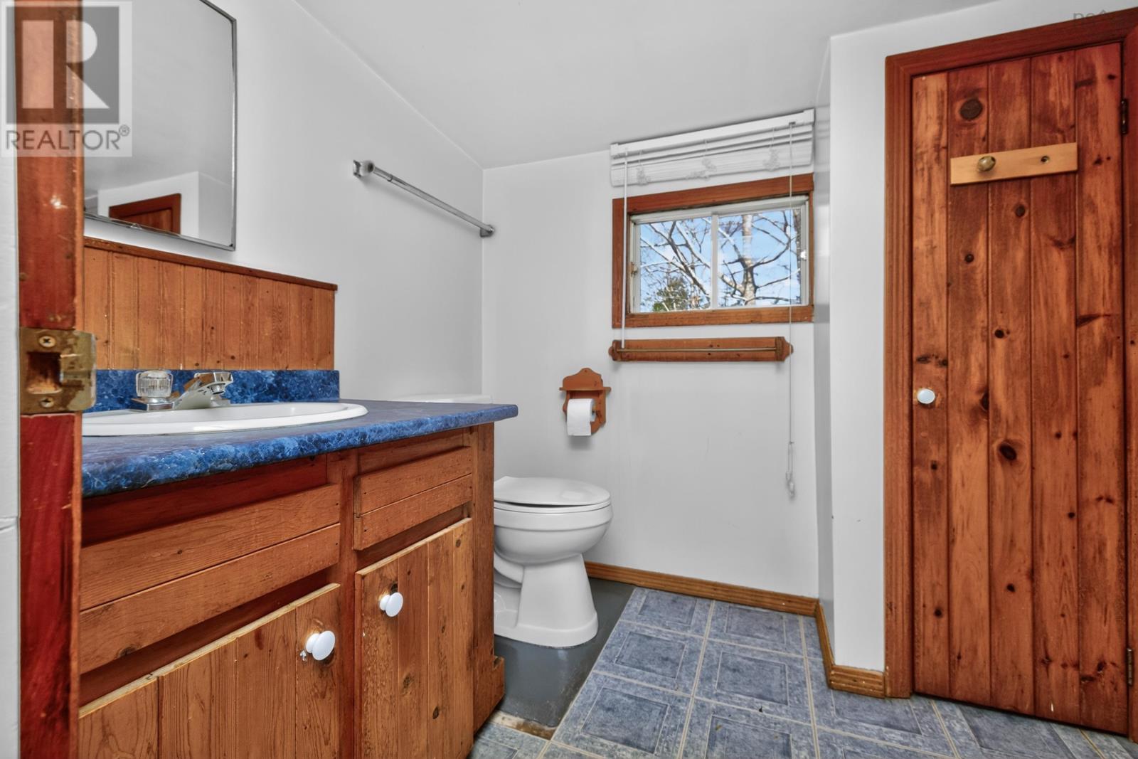 60 Lindhurst Drive Property Photo 21