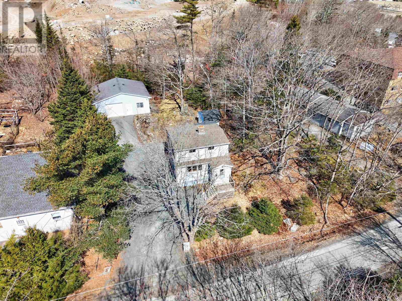 60 Lindhurst Drive Property Photo 32