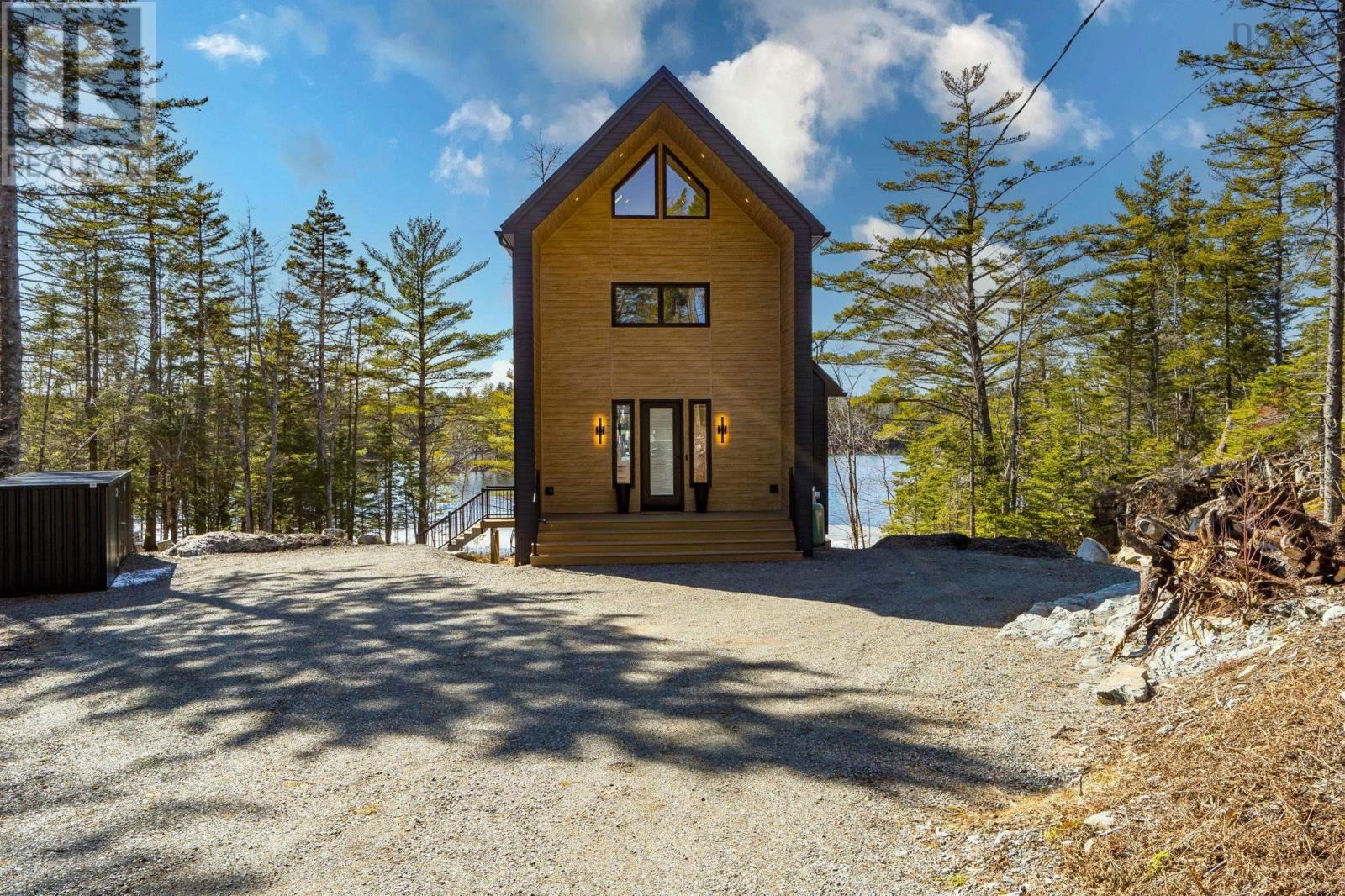 179 Meek Arm Trail Property Photo 1