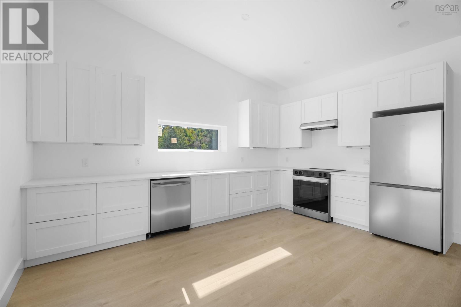 659 West Liscomb Point Road Property Photo 11