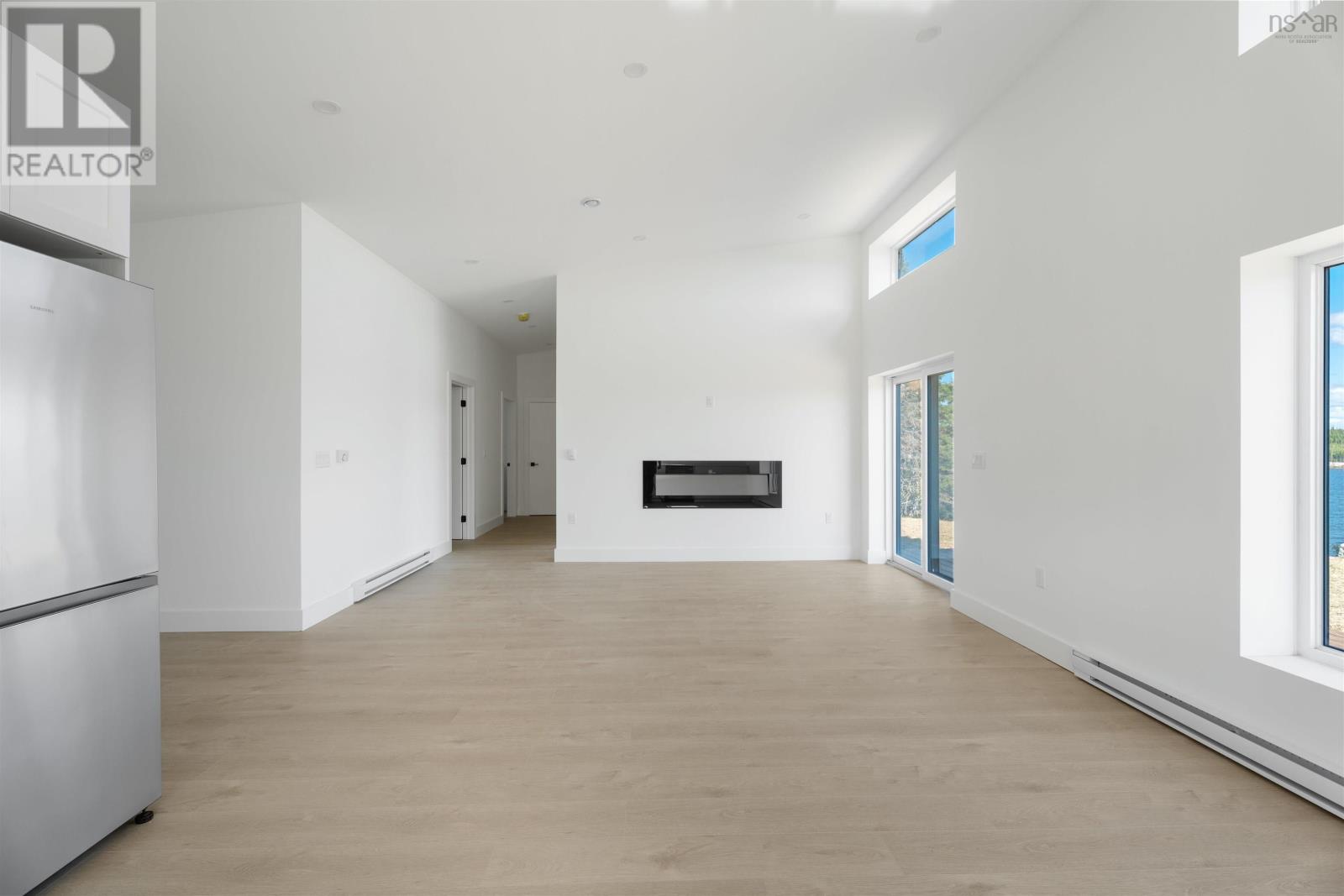 659 West Liscomb Point Road Property Photo 18