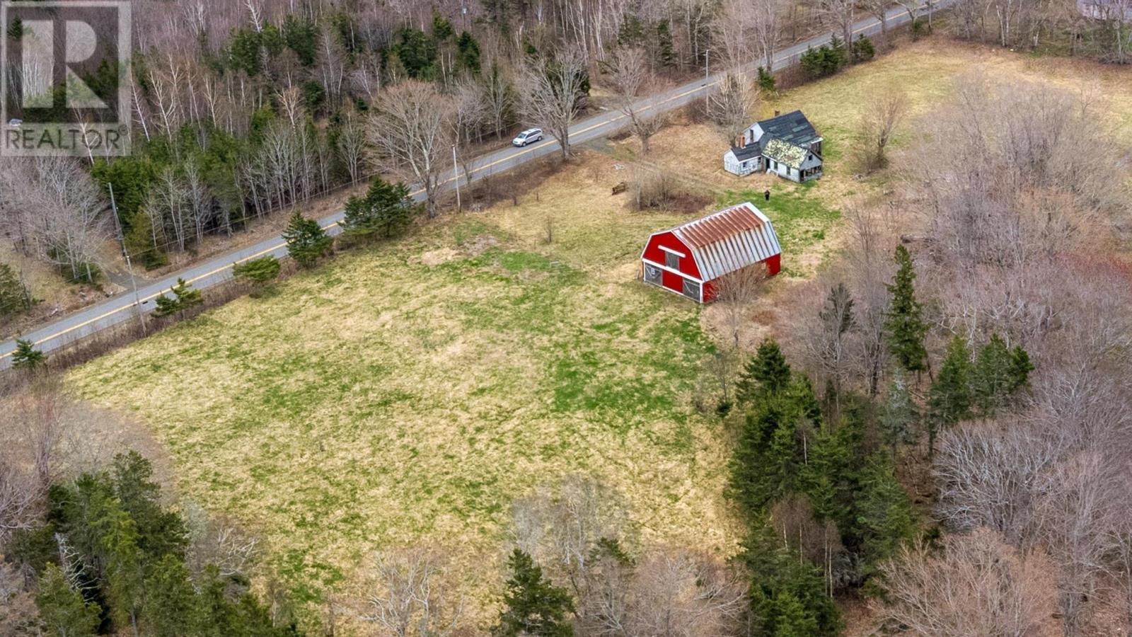 1767 Stronach Mountain Road Property Photo 2