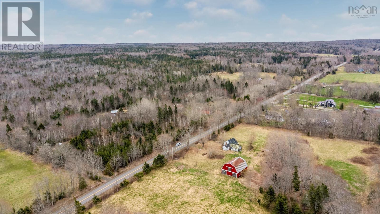 1767 Stronach Mountain Road Property Photo 6