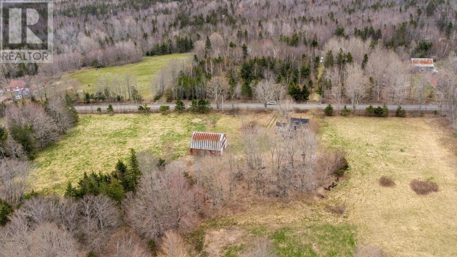 1767 Stronach Mountain Road Property Photo 7