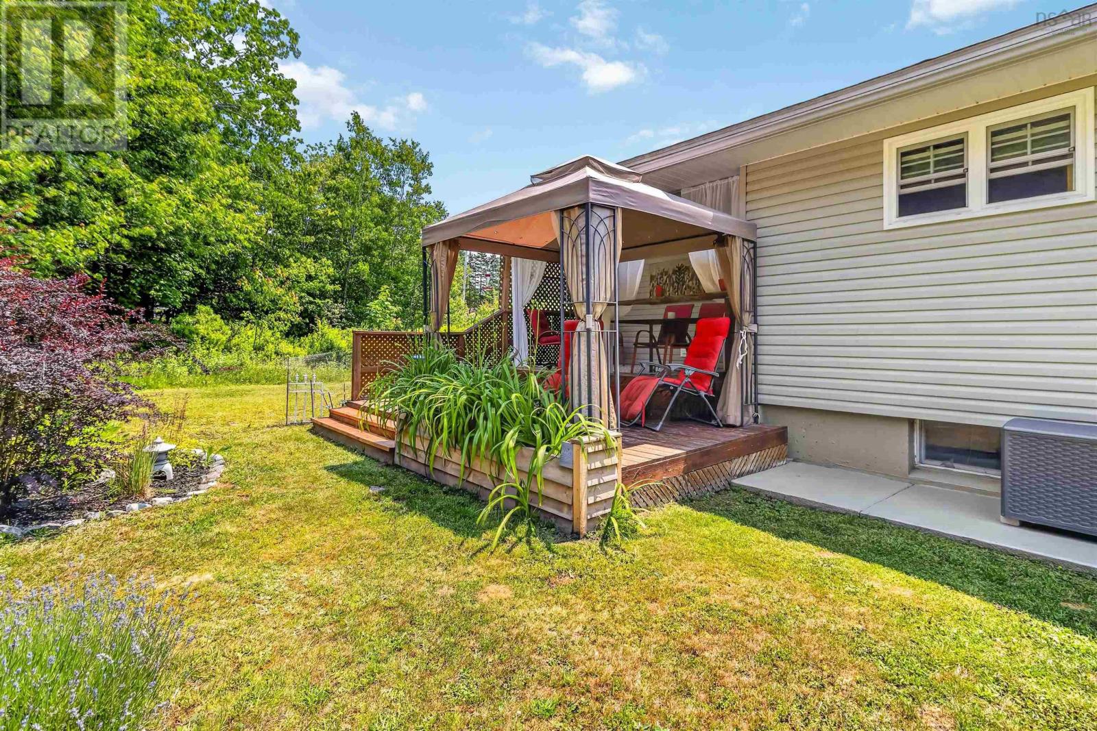 55 Richardson Street Property Photo 24