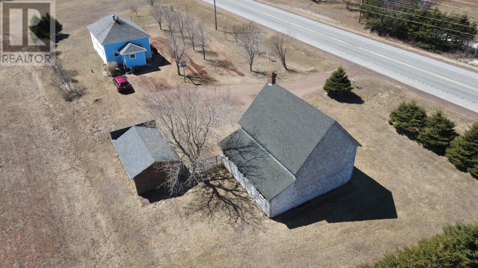 39214 Western Road Property Photo 5