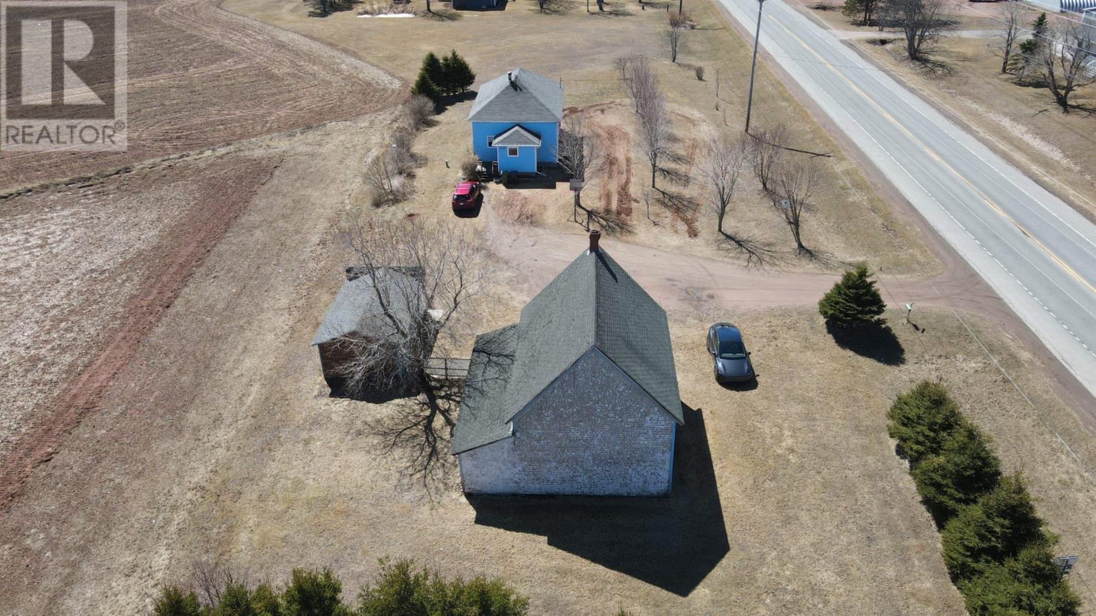 39214 Western Road Property Photo 6