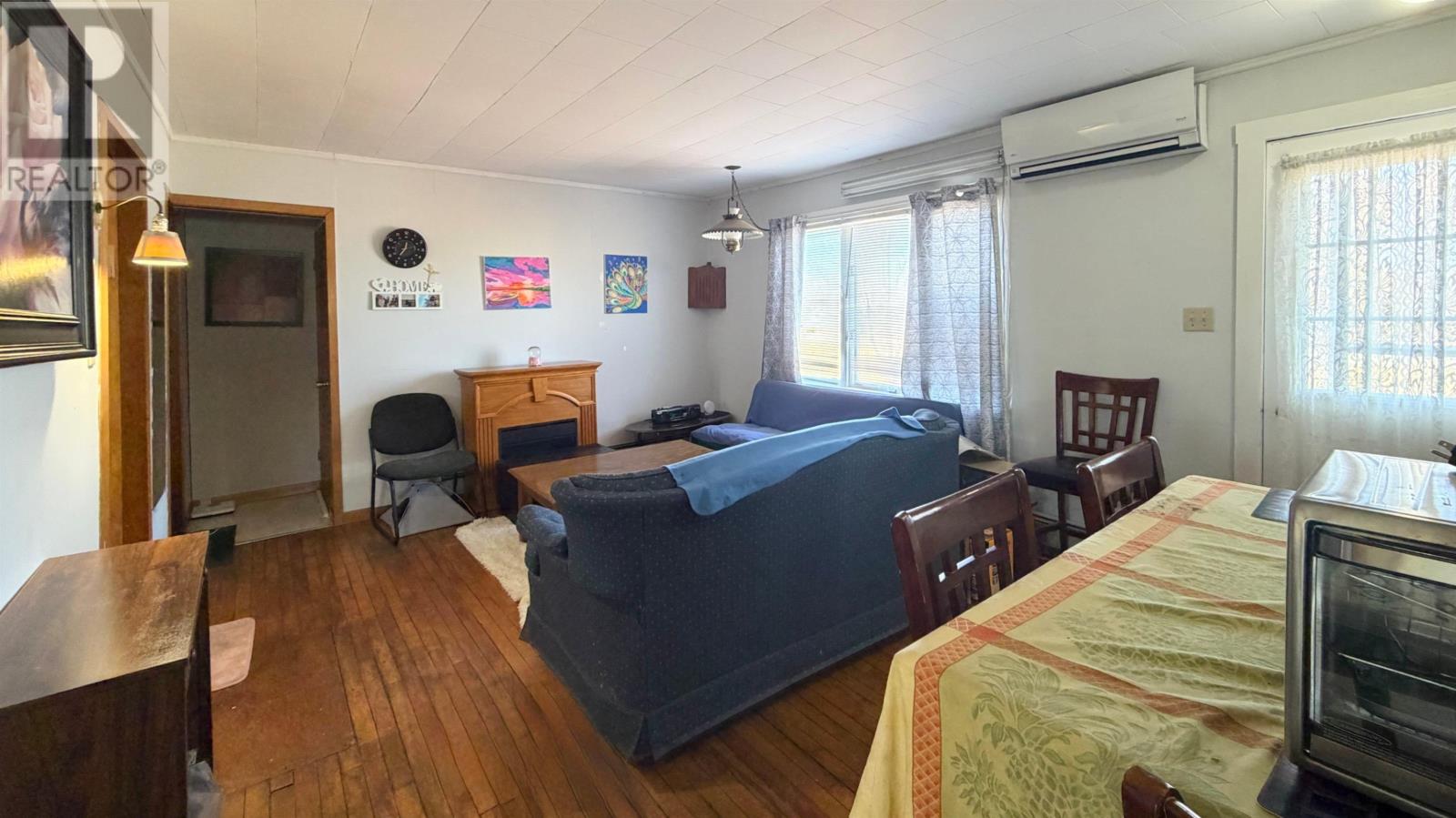 39214 Western Road Property Photo 9